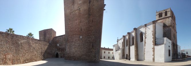 Iglesia S.María del Castillo, Torre del Homenaje y Alcázar en Olivenza